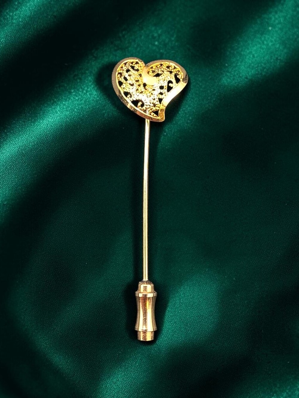Vintage Gold Tone Filigree Heart Stick Pin Lapel Hat Scarf Pin Romantic